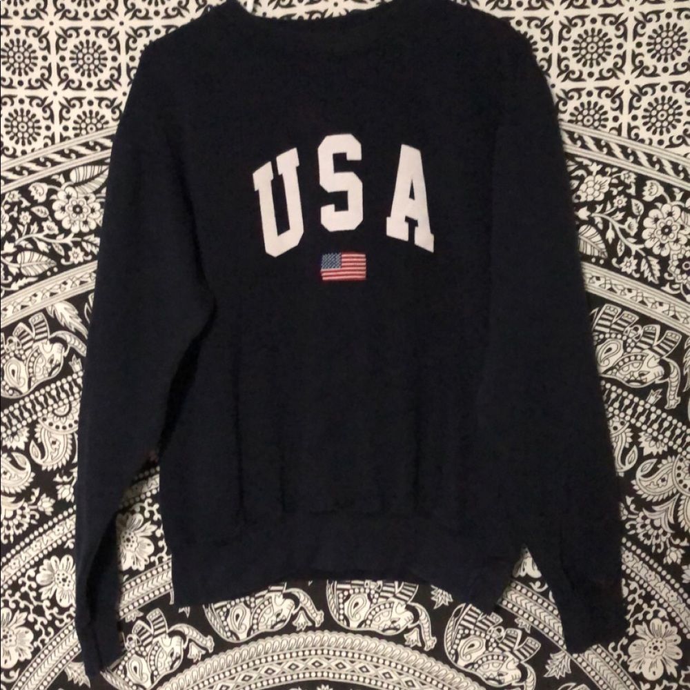 Brandy Melville USA sweatshirt